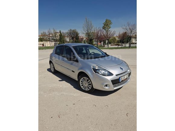 Memurdan 2011 Clio 1.5 dCi Executive 20.Yıl