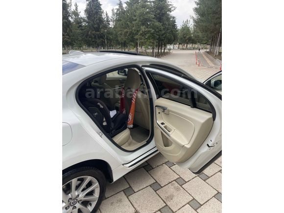 Sahibinden Volvo S60 1.6 D Advance 2015 Model 