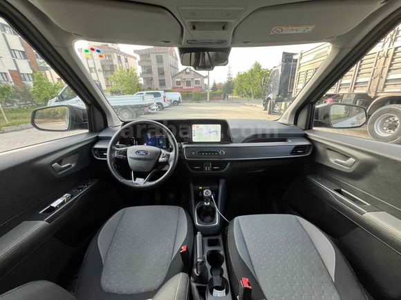 Galeriden Ford Tourneo Courier 1.5 EcoBlue Titanium 2024 Model Manisa