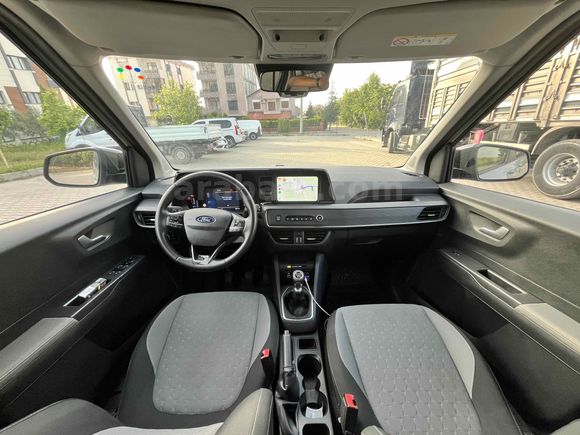 Galeriden Ford Tourneo Courier 1.5 EcoBlue Titanium 2024 Model Manisa