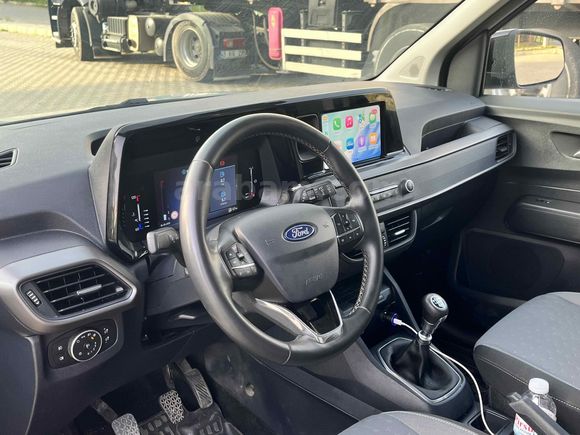 Galeriden Ford Tourneo Courier 1.5 EcoBlue Titanium 2024 Model Manisa