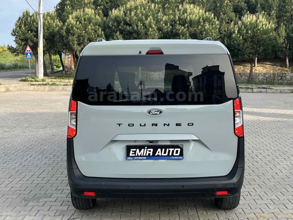 Galeriden Ford Tourneo Courier 1.5 EcoBlue Titanium 2024 Model Manisa