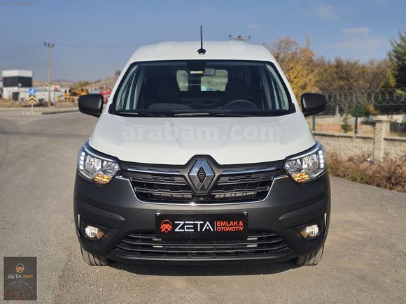 Sıfır Ayarında Hatasız 2024 Model Renault Express Van 2500 km.