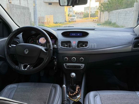 Sahibinden Renault Fluence 1.5 dCi Touch 2015 Model 
