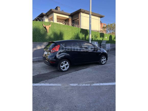Sahibinden Ford Fiesta 1.4 TDCi Titanium 2010 Model 