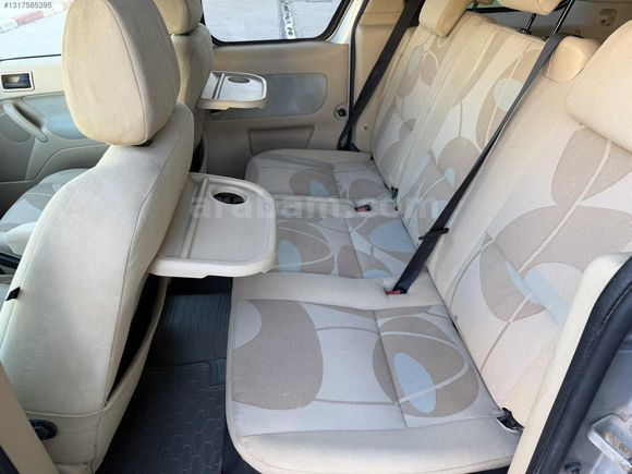 2013 Model Connect 1.8 Silver 182.000Km