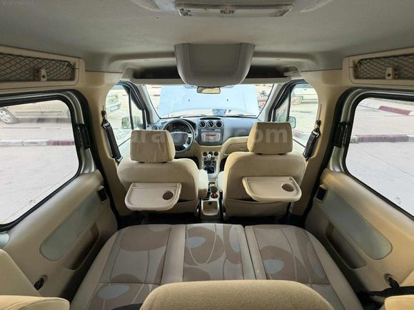 2013 Model Connect 1.8 Silver 182.000Km