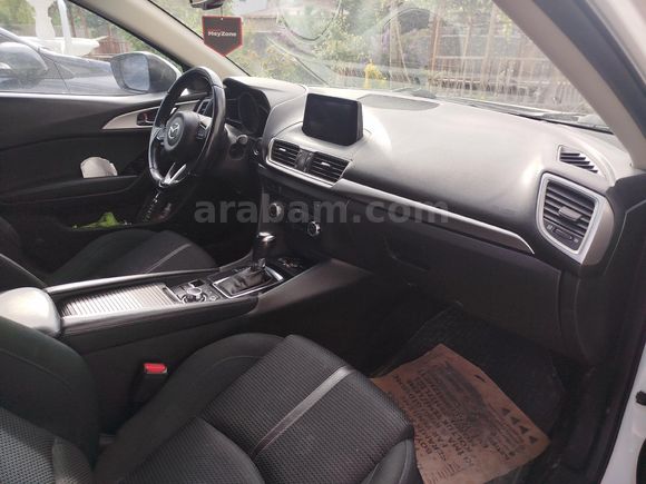 Sahibinden Mazda 3 1.5 SkyActive-D Power 2017 Model  160.000 km Beyaz