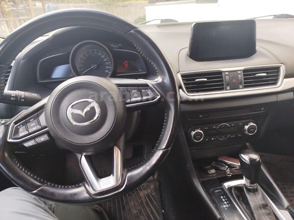 Sahibinden Mazda 3 1.5 SkyActive-D Power 2017 Model  160.000 km Beyaz