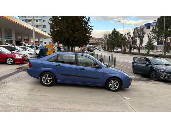 Sahibinden Ford Focus 1.6 Ambiente 1999 Model 