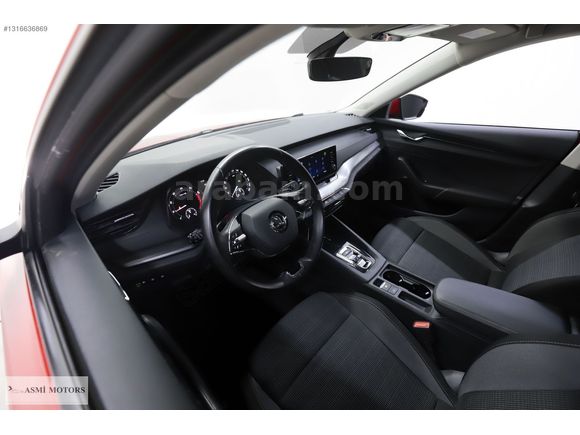 2021 OCTAVİA 1.0 e-TEC ELİTE DEĞİŞENSİZ HASAR KAYITSZ SERVİS BAK