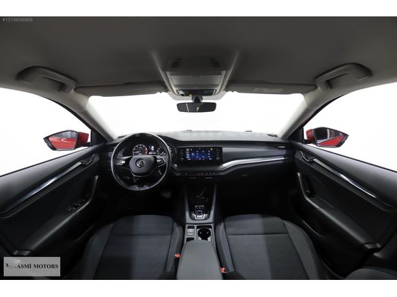 2021 OCTAVİA 1.0 e-TEC ELİTE DEĞİŞENSİZ HASAR KAYITSZ SERVİS BAK