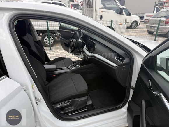 2022 SKODA OCTAVİA 1.0 E-TEC 110 BG DSG PREMIUM HATASZ 156.000KM