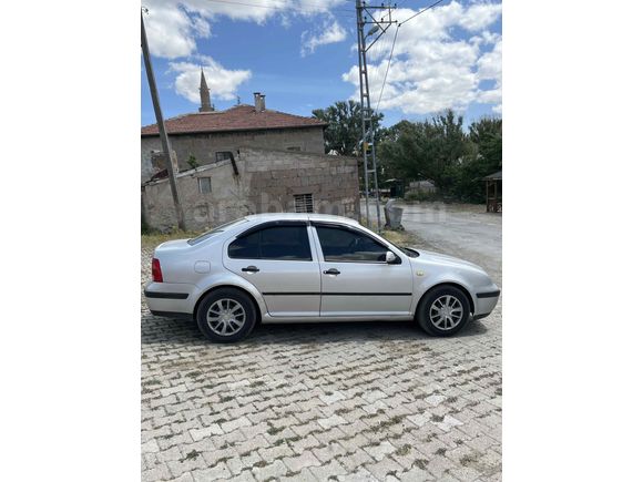 Sahibinden Volkswagen Bora 1.6 2000 Model 