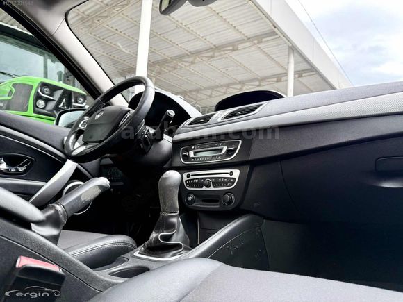 ERGİN OTOMOTİVDEN*EMSALSİZ*RENAULT FLUENCE 1.6 DYNAMİQUE 110HP