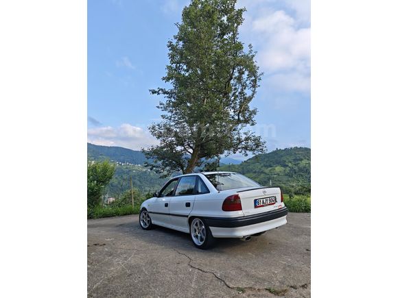 Nadir Temizlikde - Orjinal 207 binde - 2001 Astra Classic