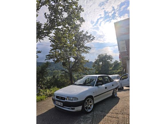 Nadir Temizlikde - Orjinal 207 binde - 2001 Astra Classic