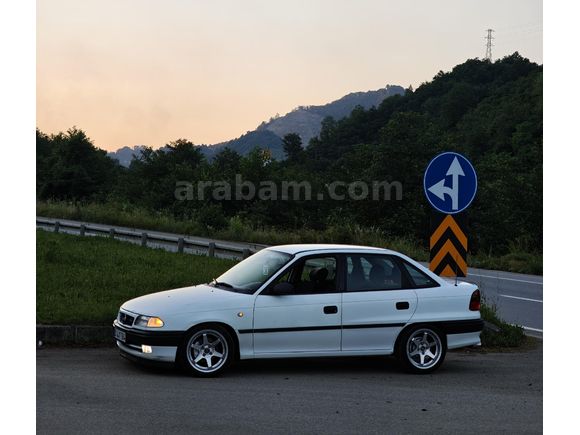 Nadir Temizlikde - Orjinal 207 binde - 2001 Astra Classic