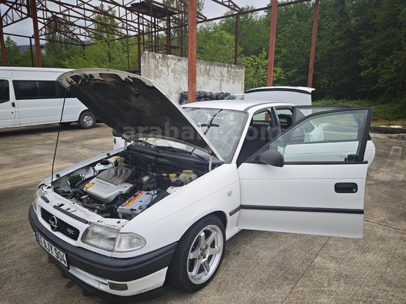 Nadir Temizlikde - Orjinal 207 binde - 2001 Astra Classic