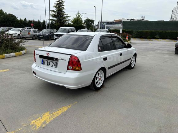 Sahibinden Hyundai Accent 1.3 Admire 2006 Model 