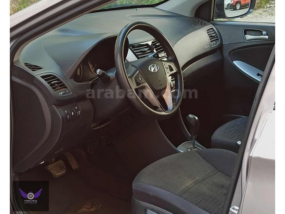 PARKGARAJDAN DİZEL OTOMATİK ACCENT BLUE