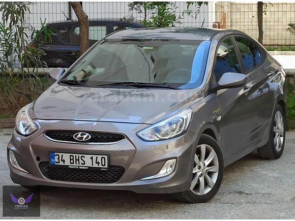 PARKGARAJDAN DİZEL OTOMATİK ACCENT BLUE