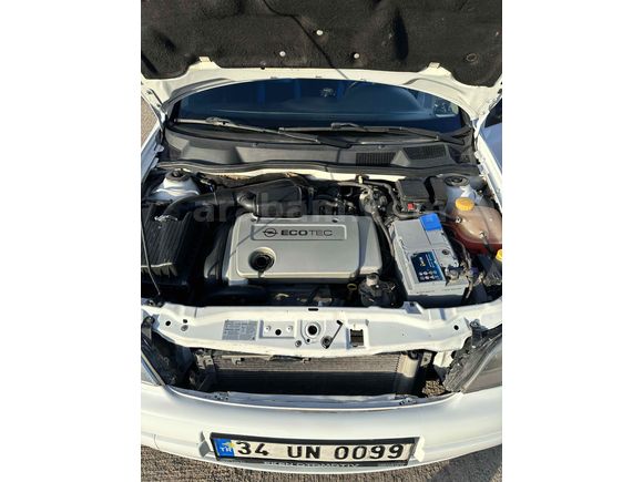 Akademisyenden 1.6 Opel Astra