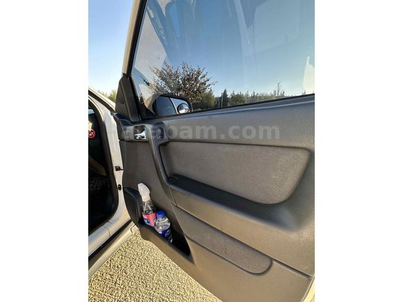 Akademisyenden 1.6 Opel Astra