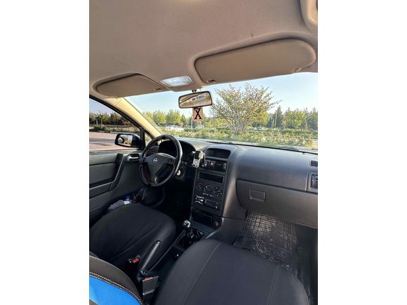 Akademisyenden 1.6 Opel Astra