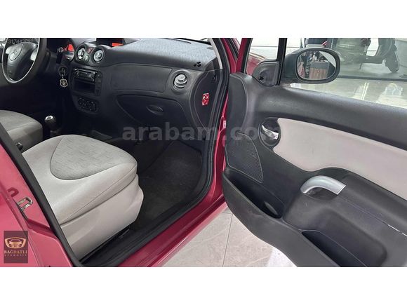 BAĞDATLI OTOMOTIVDEN DEĞIŞEN SIZ C3 99BİN KLMETRE DE