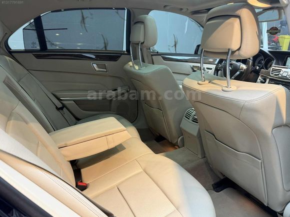 MERCEDES E180 EDİTİON E/ÖZEL RENK/DEĞİŞENSİZ/SRVS BKM/NAVİGASYON