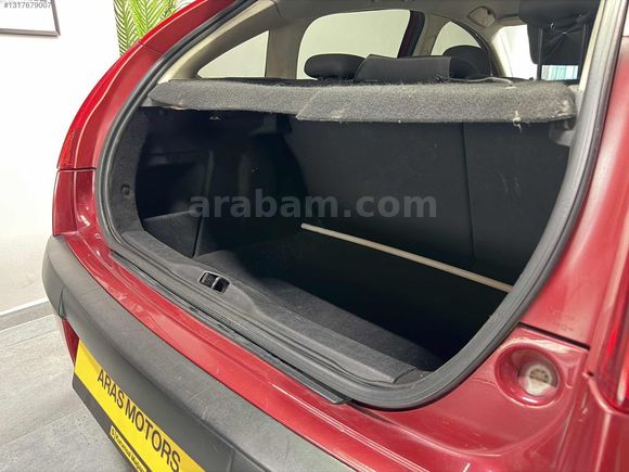 2011 CITROEN C4 1.6HDI SX YAKUT KIRMIZI