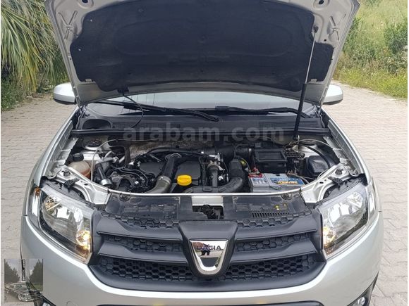 NASİP MOTORS'TAN 2015 MODEL DACİA SANDERO STEPVAY 97 BİNDE