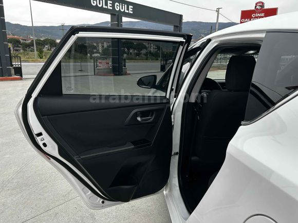 Galeriden Toyota Auris 1.6 Active Skypack 2014 Model Aydın