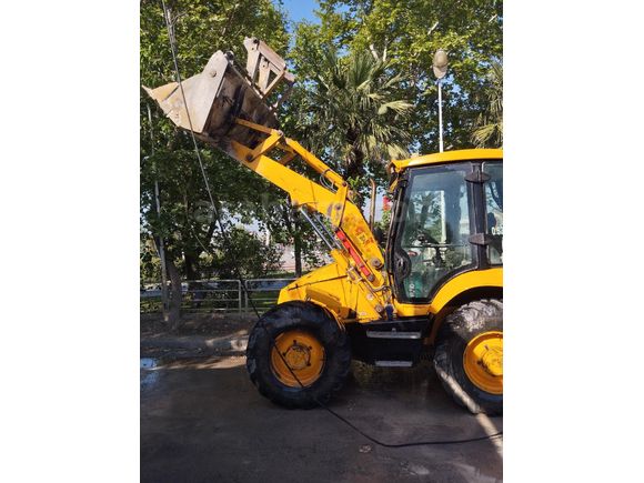 22 Yıldır Tek Elden / JCB SÜPER 3CX / ARKA TEKERLERDEN HAREKETLİ / BAKIMLI MAKİNE