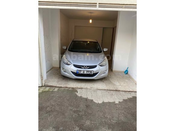 Sahibinden Hyundai Elantra 1.6 D-CVVT Mode Plus 2011 Model 