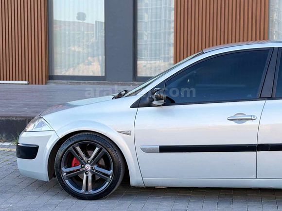 Sahibinden Renault Megane 1.5 dCi Dynamique 2004 Model 