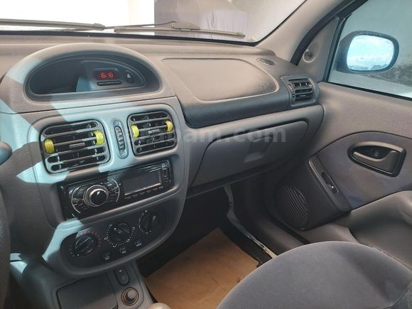 Sahibinden Renault Clio 1.4 RTA 2001 Model