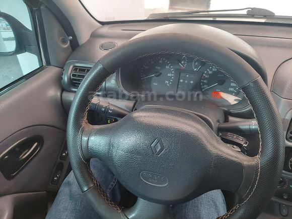 Sahibinden Renault Clio 1.4 RTA 2001 Model
