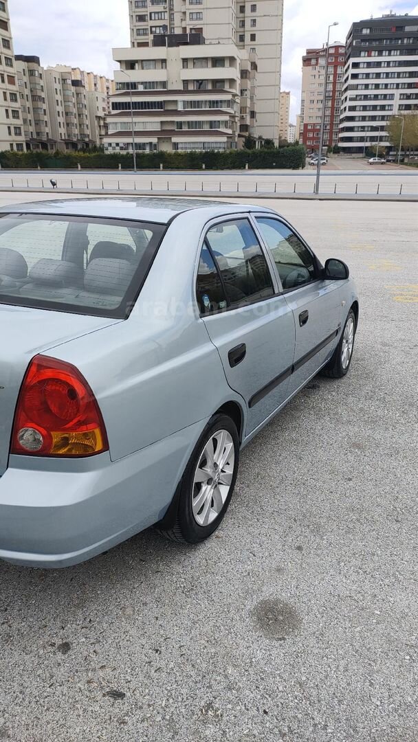 Sahibinden Hyundai Accent 1.5 CRDi Admire 2005 Model Konya 262.000 km Mavi (metalik) 3