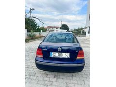 Sahibinden Volkswagen Bora 1.6 Trendline 2001 Model  235.000 km Lacivert