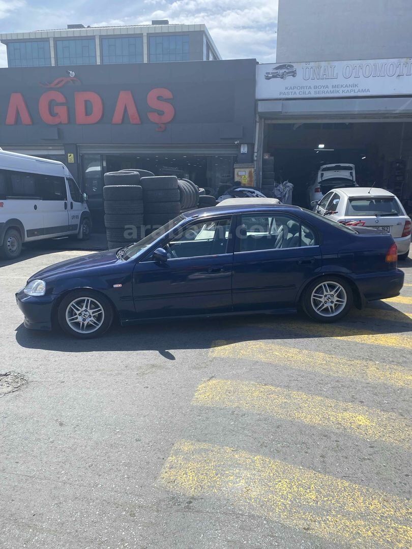 Sahibinden Honda Civic 1.4 i S 2001 Model İstanbul 349.000 km Lacivert 6