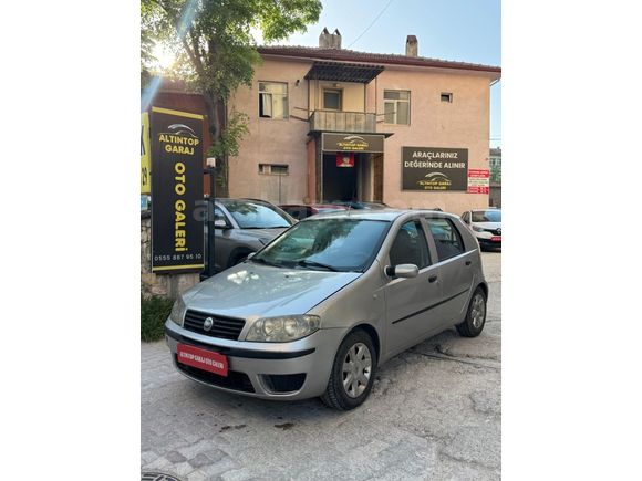 ALTINTOP GARAJDAN 2004 MODEL ÇOK TEMİZ KLİMALI FİAT PUNTO