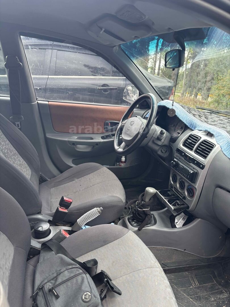 Sahibinden Hyundai Accent 1.6 Admire 2006 Model Adıyaman 240.000 km Gri (metalik) 5