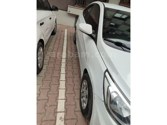 Sahibinden  OTOMATİK  Hyundai Accent Blue 1.6 CRDI Mode 2017 Model