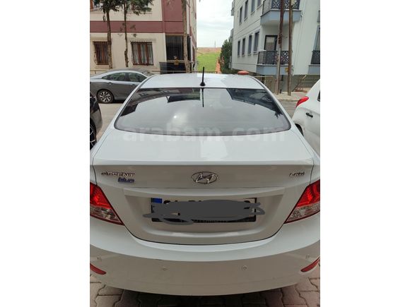 Sahibinden  OTOMATİK  Hyundai Accent Blue 1.6 CRDI Mode 2017 Model