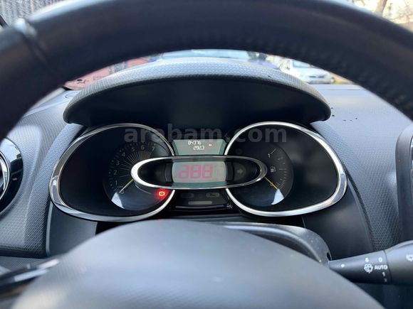 Sahibinden Renault Clio 1.2 TCE Icon 2014 Model İstanbul