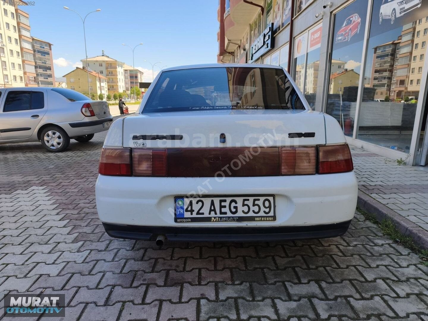 Galeriden Lada Vega 1.5 2000 Model Konya 242.300 km Beyaz 6
