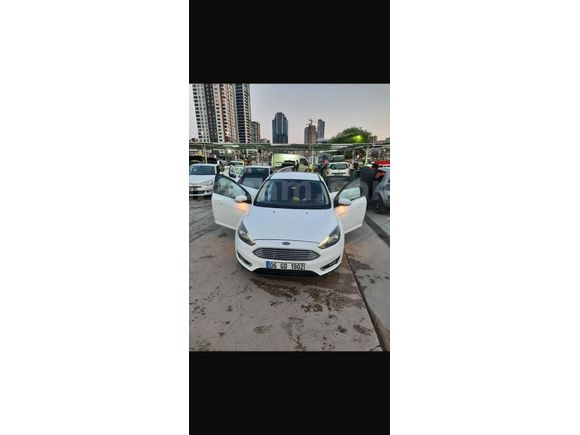 Sahibinden Ford Focus 1.5 TDCi Titanium 2017 Model  266.000 km Beyaz