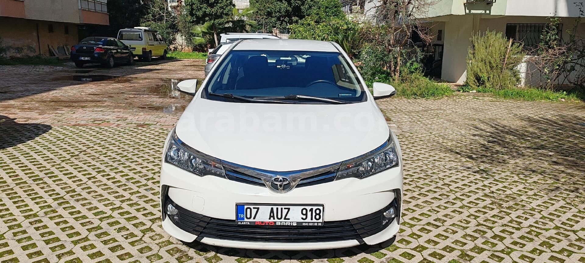 Sahibinden Toyota Corolla 1.4 D-4D Touch 2018 Model 2